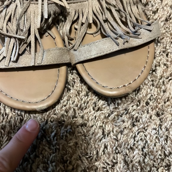 Sandals - Picture 3 of 4